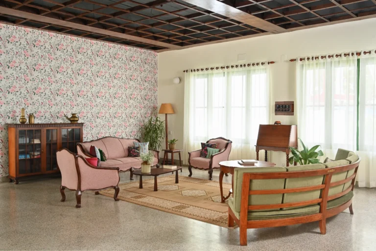 Lounge Area(3)